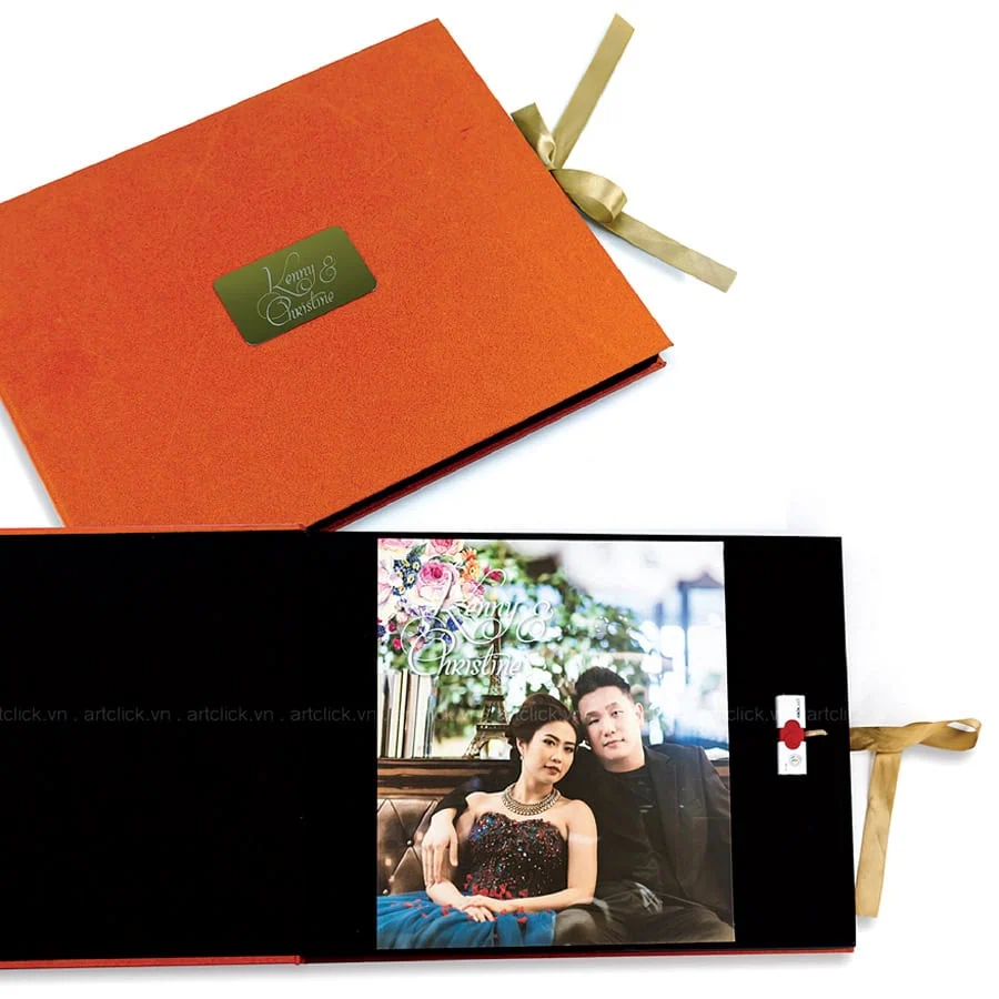 hop-photobook-artclick-dung-usb