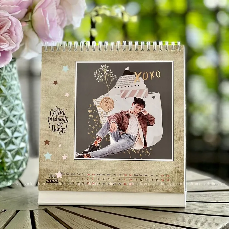 in lịch để bàn theo yêu cầu