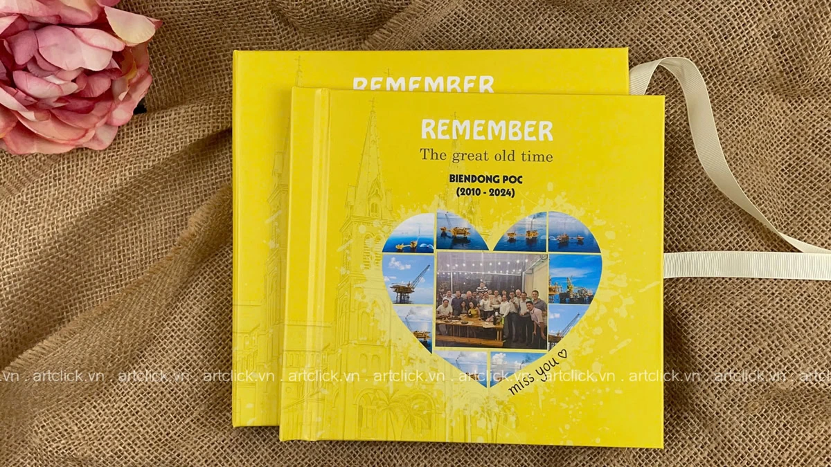 Photobook farewell tặng sếp