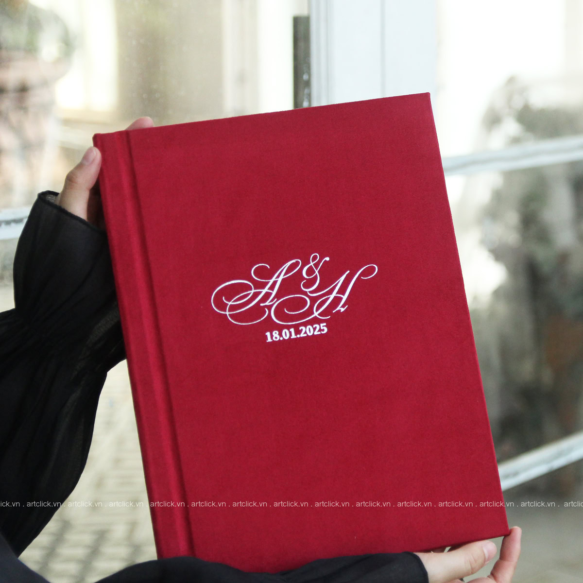 Photobook Bìa Da In Chữ (Đứng)